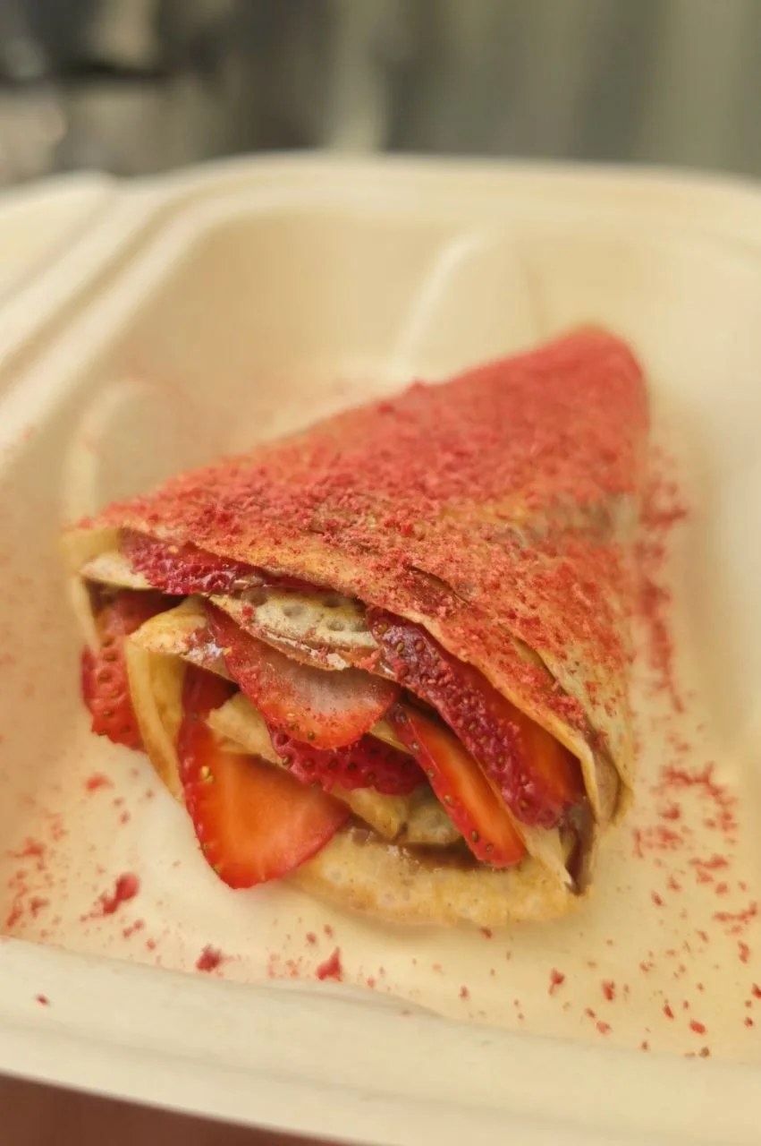 Maxime's Favorite sweet crepe by Uncle Dan Crepes in Venice Beach with chocolate hazelnut butter and organic fruit