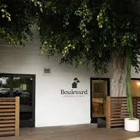 Boulevard Coffee on Abbot Kinney in Venice Beach